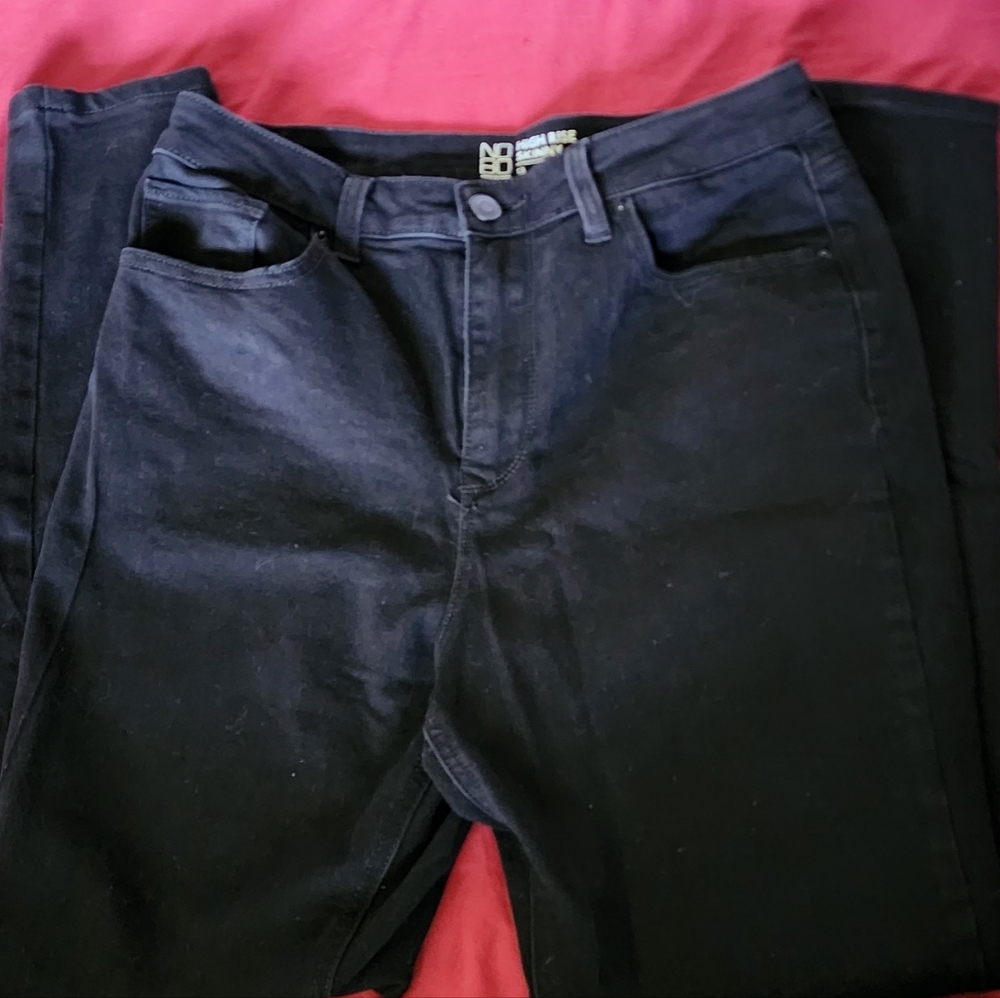 NOBO (No Boundaries) high rise skinny jeans.